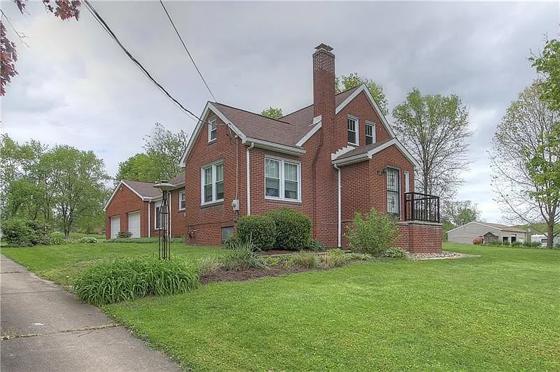 6414 Tuscarawas Rd photo 1