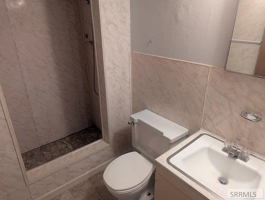 2 bed, 1080 sqft, $750 — Photo 3