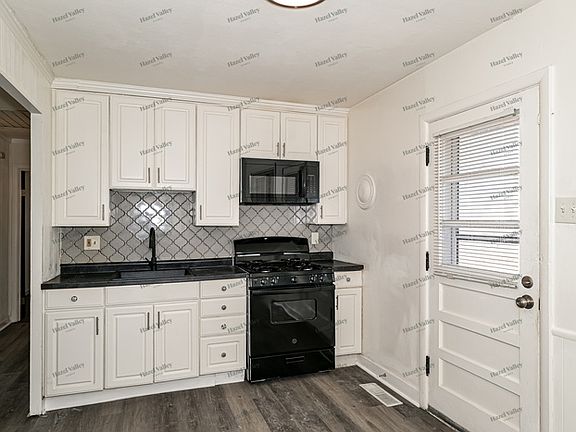 5th image of 841 Lebon Dr