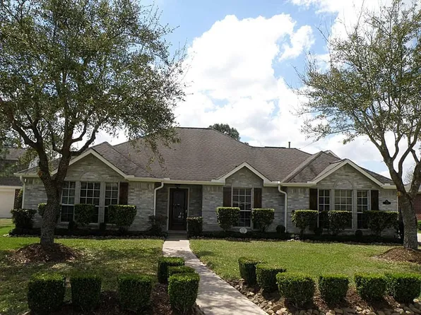 904 White Pine Dr, Friendswood, TX 77546