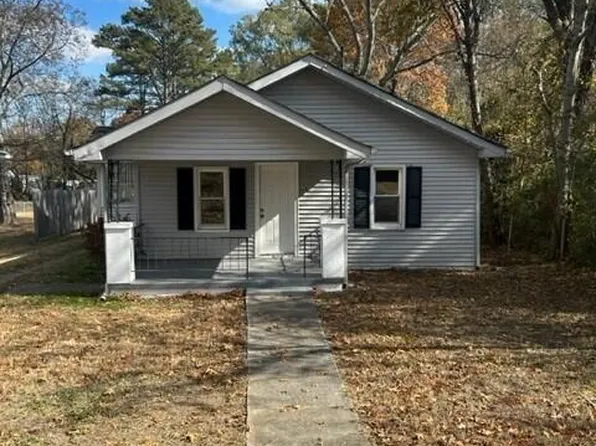 628 Mohawk St, Rossville, GA 30741