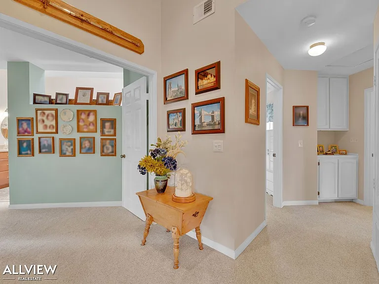 17547 Devereux Rd — Photo 39