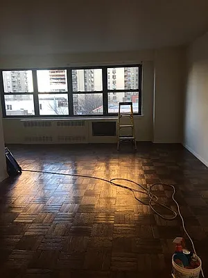 Rented by Peter Meskouris LREB | media 12