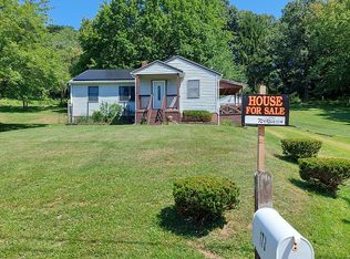 173 Ridgeview Dr, Aliquippa, PA 15001