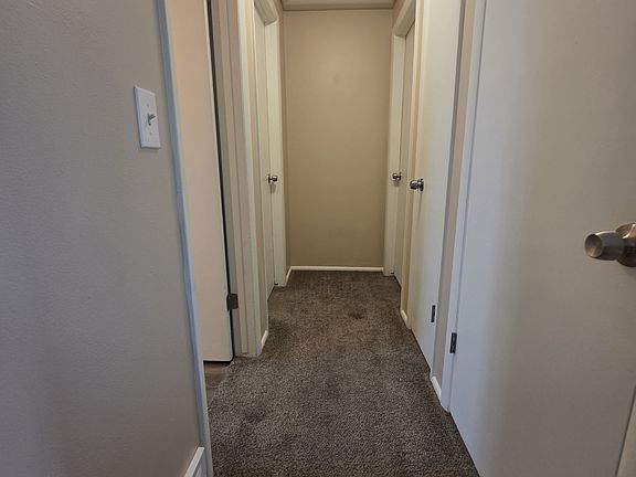 5th image of 360 S Belaire Cir