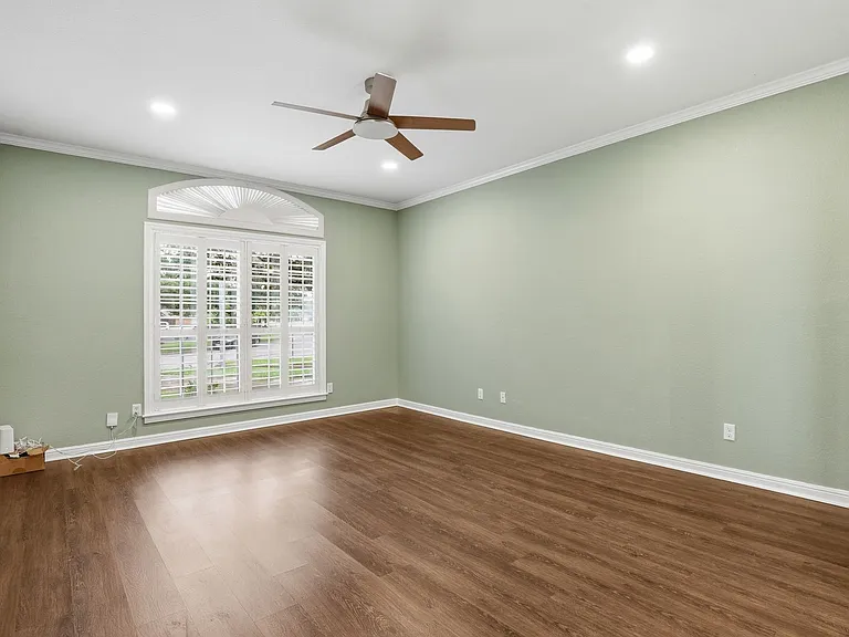 1404 Chaucer Dr — Photo 11