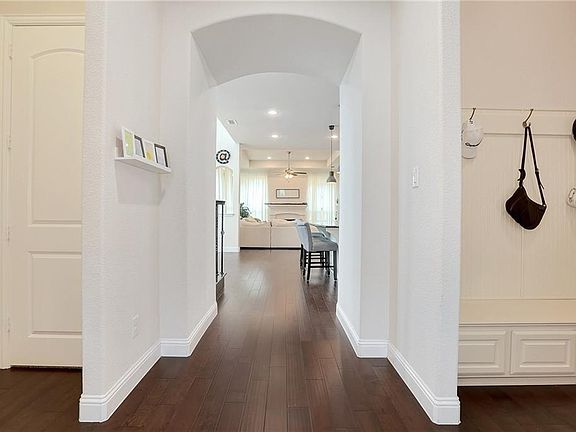 5th image of 1908 Shireridge Dr