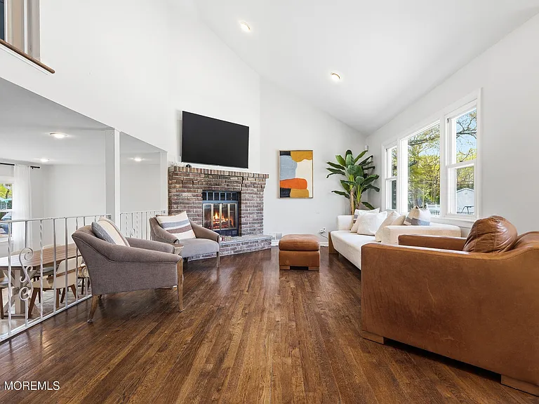 4 Cheryl Dr — Photo 9