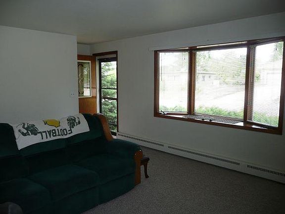 5th image of 3502 5th Ave
