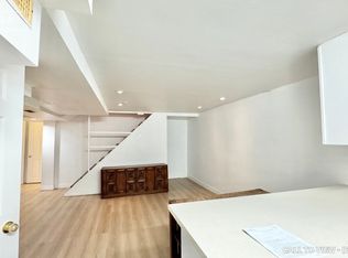 64 Beaucourt Rd #2, Hamilton, ON L8S2R3