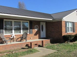1005 Bearden St, Albertville, AL 35950