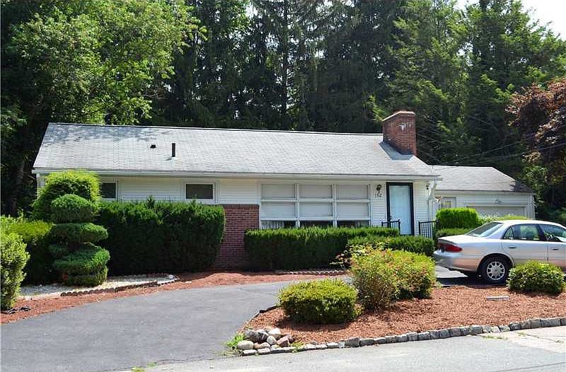1st image of 152 Whitewood Dr