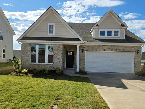 1295 Dockyard Ln, Inman, SC 29349