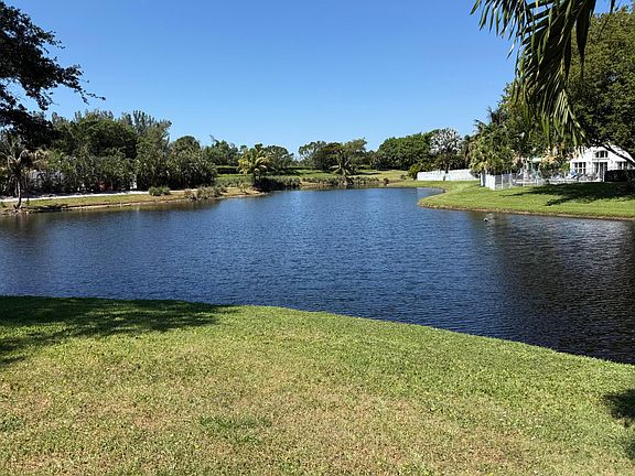 5th image of 6031 Wedgewood Village Circle