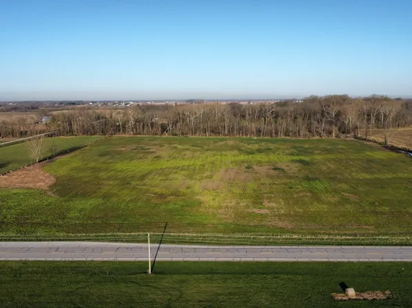 (undisclosed Address), Shelbyville, IN 46176