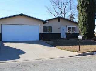 765 Palo Alto Ave, Beaumont, CA 92223