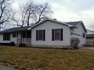 110 S Hillcrest Blvd, Decatur, IL 62522