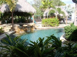 18182 Sandy Pines Cir, North Fort Myers, FL 33917