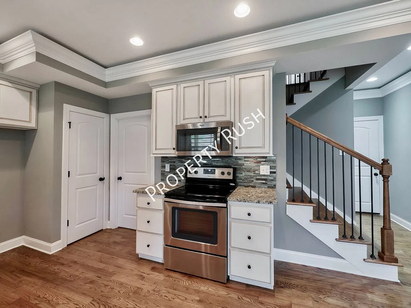 7962 Burgundy Cir. - Stunning 5 bed/3.5 bath home in East Brainerd! $3,995/mo. — Photo 4