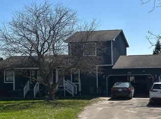 4061 Skinner Lake Rd, Lapeer, MI 48446