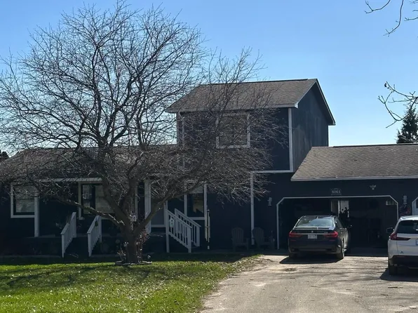 4061 Skinner Lake Rd, Lapeer, MI 48446
