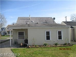 3rd image of 11920 Carrington Ave