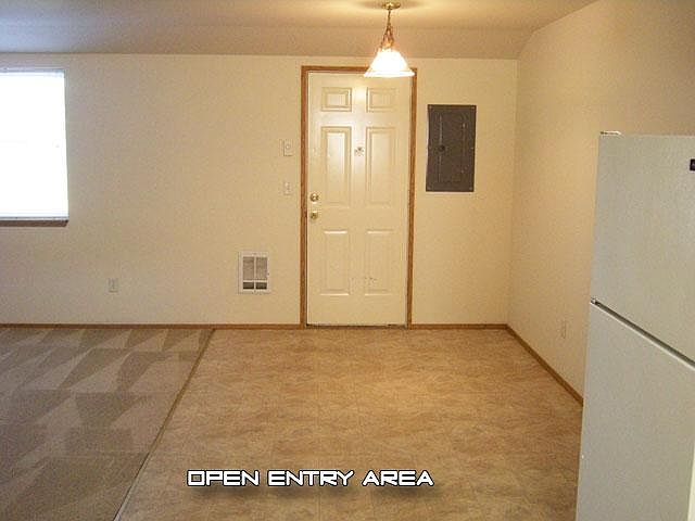 1st image of 3115 NE 62nd Ave APT C