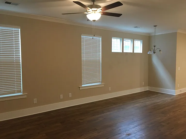2054 Orangery Dr — Photo 7