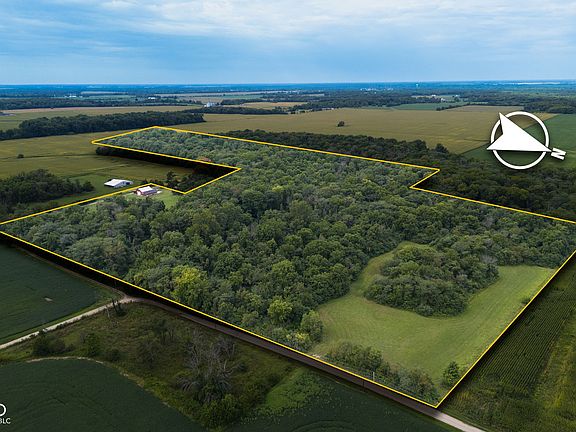 3rd image of 444 N Dry Run Rd