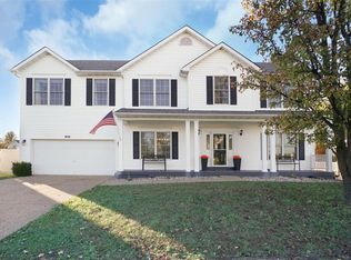 1456 Devonshire County Dr, Wentzville, MO 63385