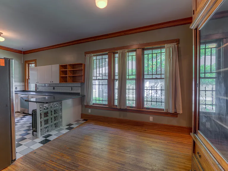 1195 Dorothy Pl — Photo 13