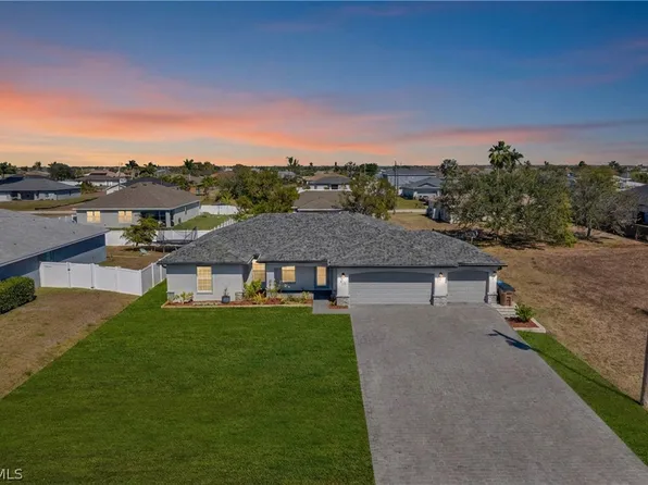 403 NW 17th Ter, Cape Coral, FL 33993