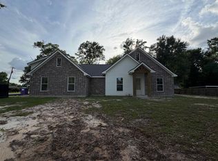 776 Cooley Rd, Lake Charles, LA 70611