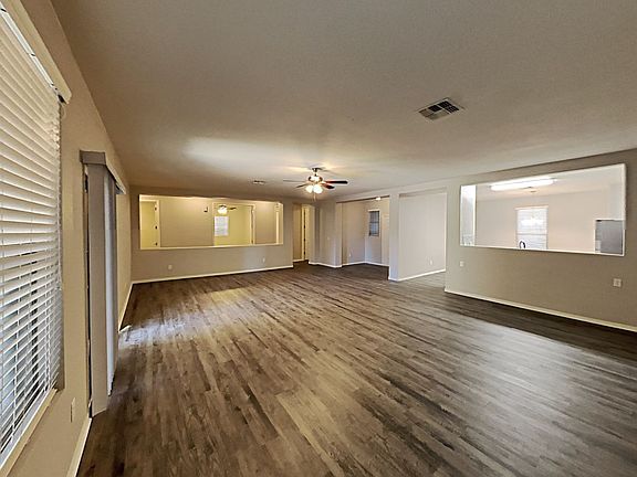 4th image of 12610 N 150th Ln