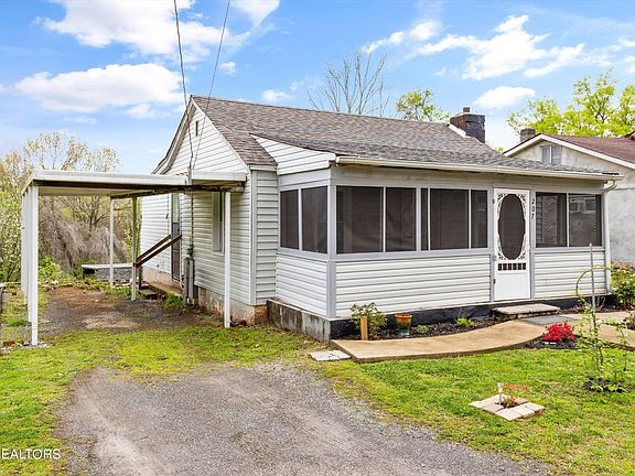 3rd image of 207 Hillview Ave