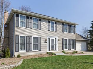 931 Campbell Ct, Batavia, IL 60510