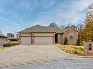 1262 S Sicily Ct, Republic, MO 65738