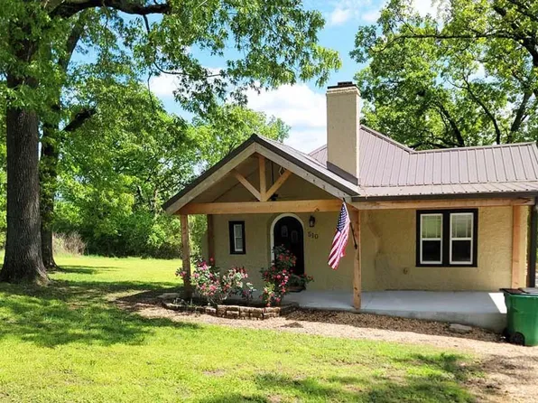 510 Combs Ave, Cotter, AR 72626