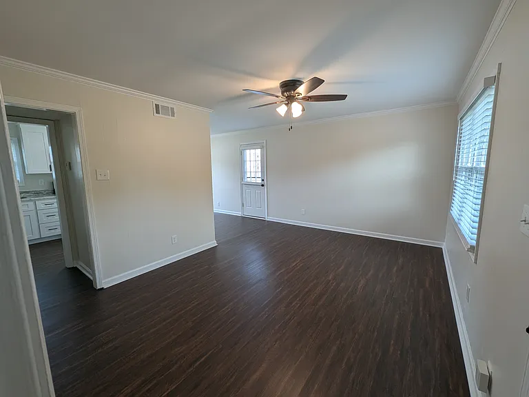 153 Seven Pines Dr — Photo 9