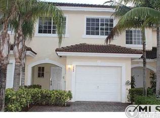 1060 Imperial Lake Rd, West Palm Beach, FL 33413