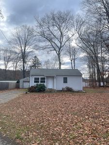 77 Waterview Drive, Sandy Hook, CT, 06482