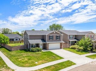 26 N Zion Park Dr, Nampa, ID 83651