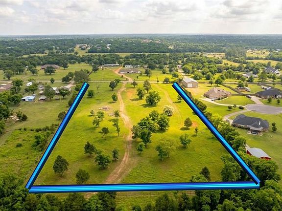 3rd image of 3941 Catfish Dr