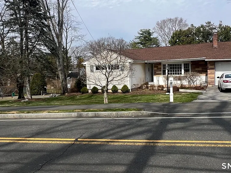 45 Sound Beach Ave — Photo 4