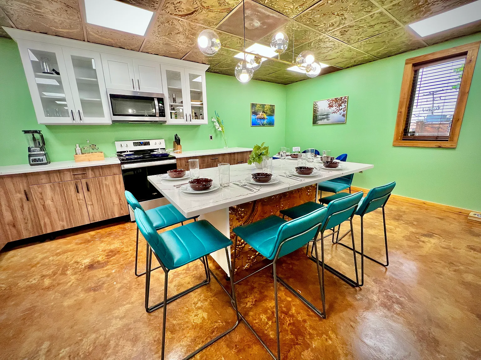 3 bed, 2200 sqft, $4,800 — Photo 4