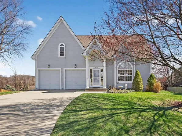 6212 NE 120th St, Kansas City, MO 64156