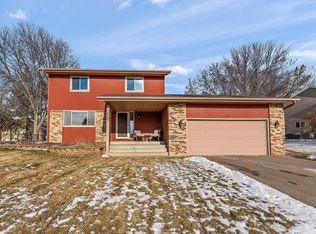 1667 Sherwood Way, Eagan, MN 55122