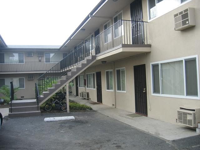 2nd image of 812 S Glendale Ave APT 3