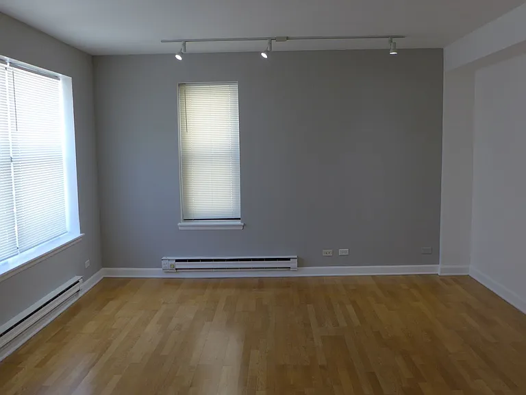 808-12 W Junior Terrace — Photo 29