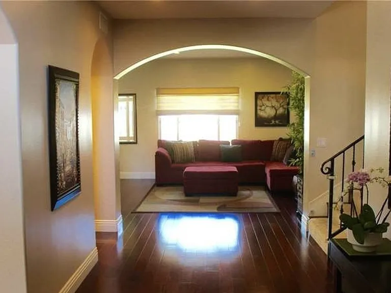 507 Grove Pl — Photo 10